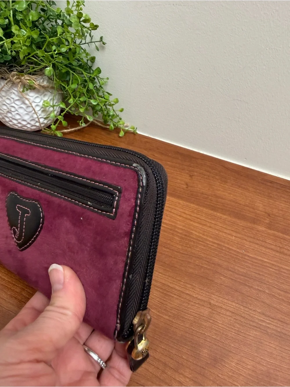 Juicy Couture Womens Purple Vintage Wallet Velour Logo Has Wear